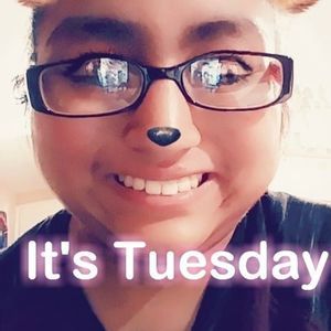 Meet your Posher, Casandra